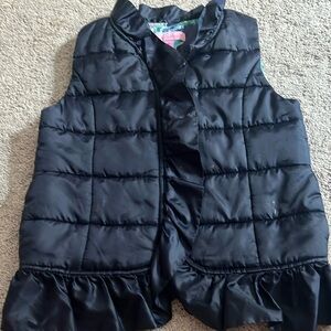 Lilly navy puff vest size M 6/7